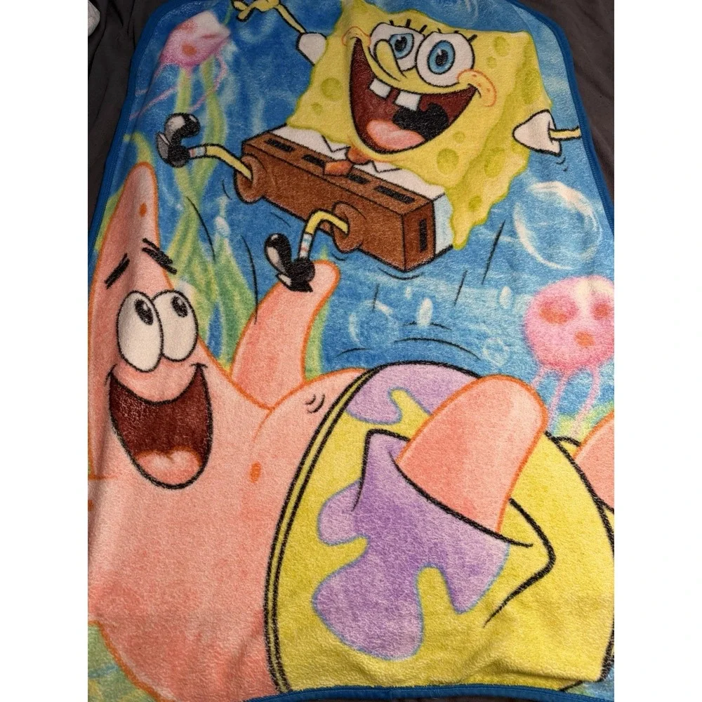 Nickelodeon SpongeBob SquarePants & Patrick Silky Soft Kids' Throw Blanket 3x4
